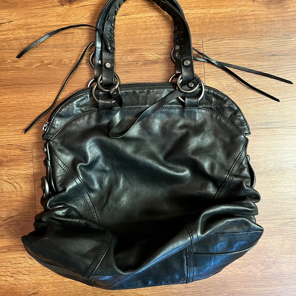 Francesco Biasia Black Leather Shoulder Bag